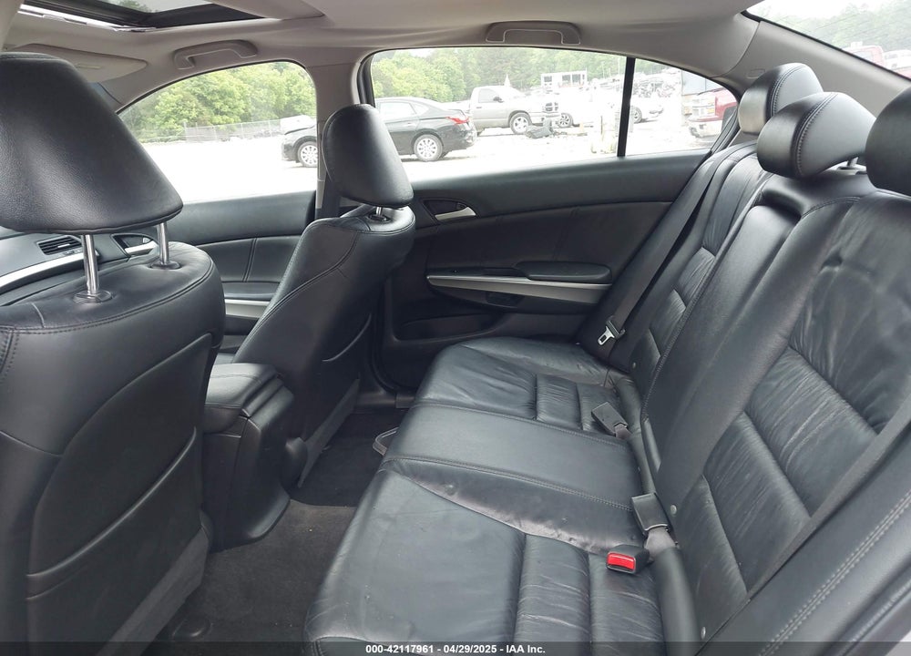 2009 HONDA ACCORD VIN: 1HGCP26839A007356