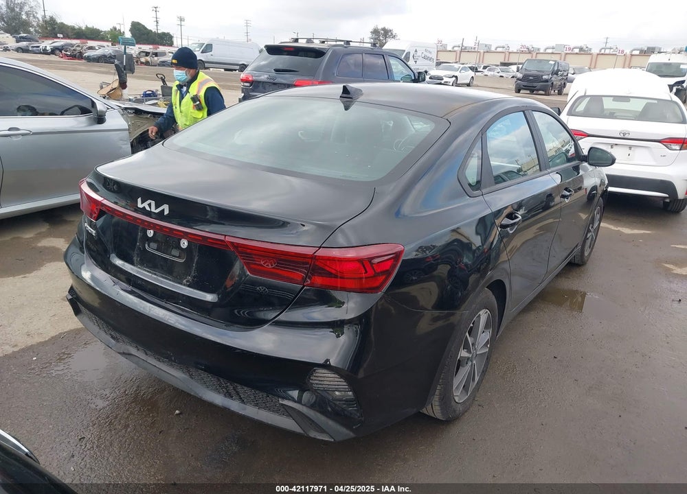 2024 KIA FORTE LXS VIN: 3KPF24AD2RE798244
