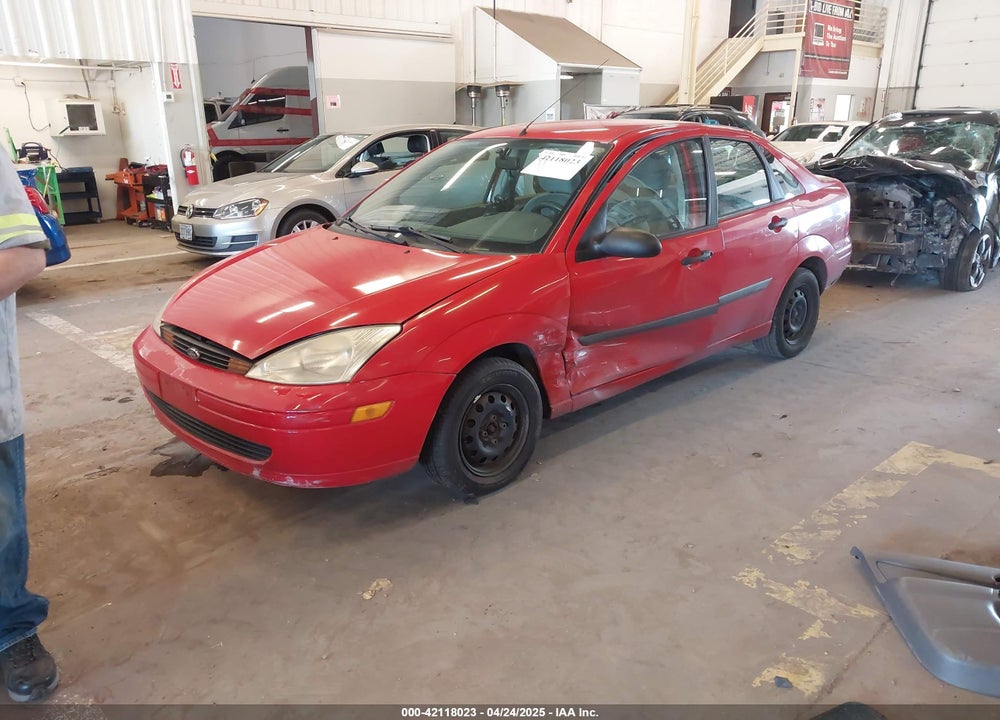 2001 FORD FOCUS LX VIN: 1FAFP33P41W325156