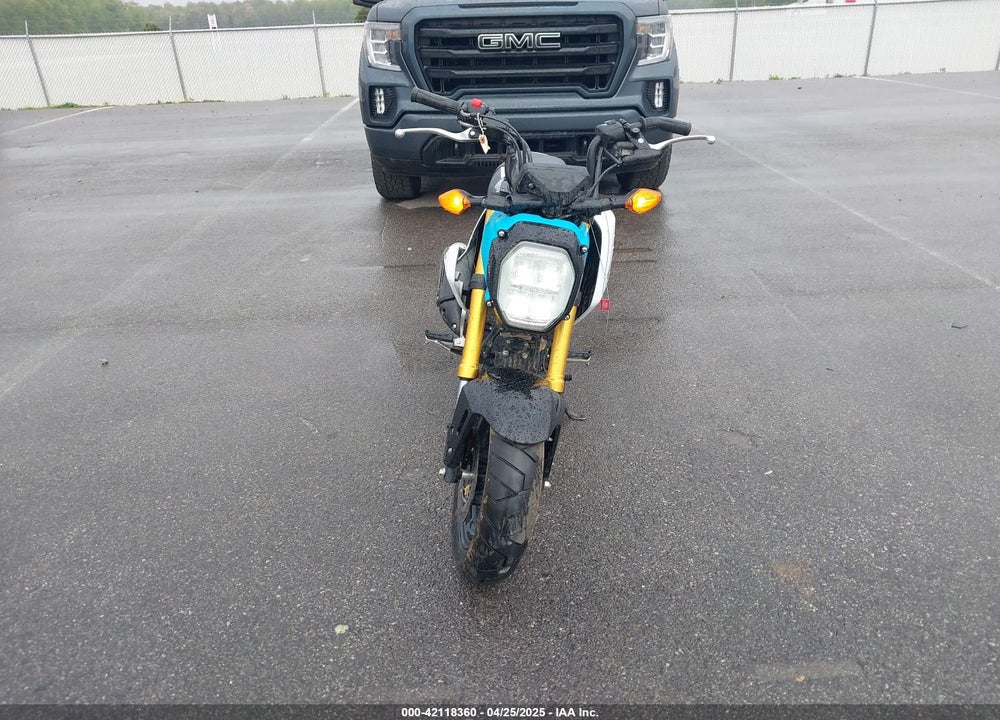 2024 HONDA GROM 125 VIN: MLHJC9214R5204853