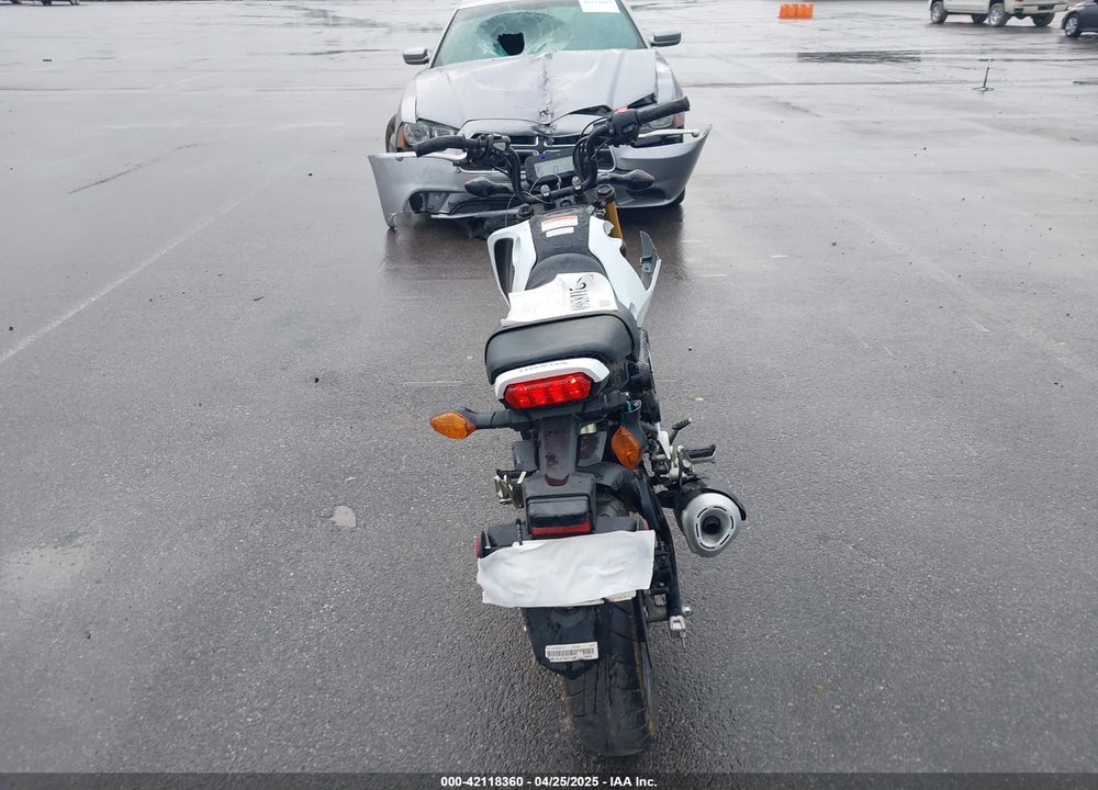 2024 HONDA GROM 125 VIN: MLHJC9214R5204853