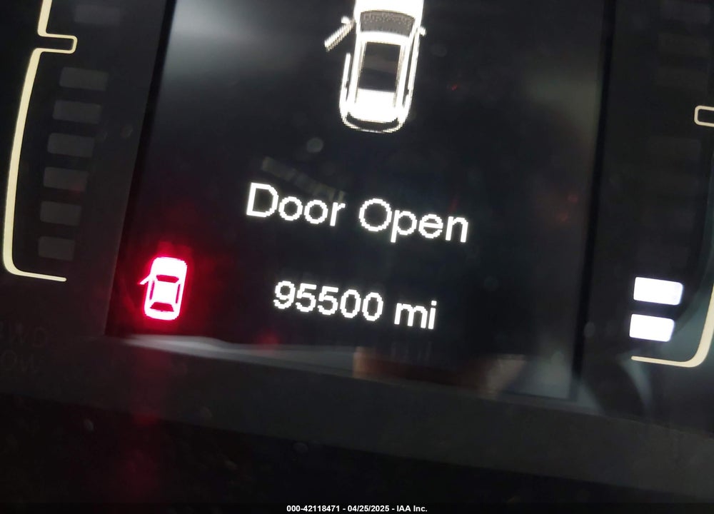 2015 JEEP CHEROKEE VIN: 1C4PJLCB7FW620909