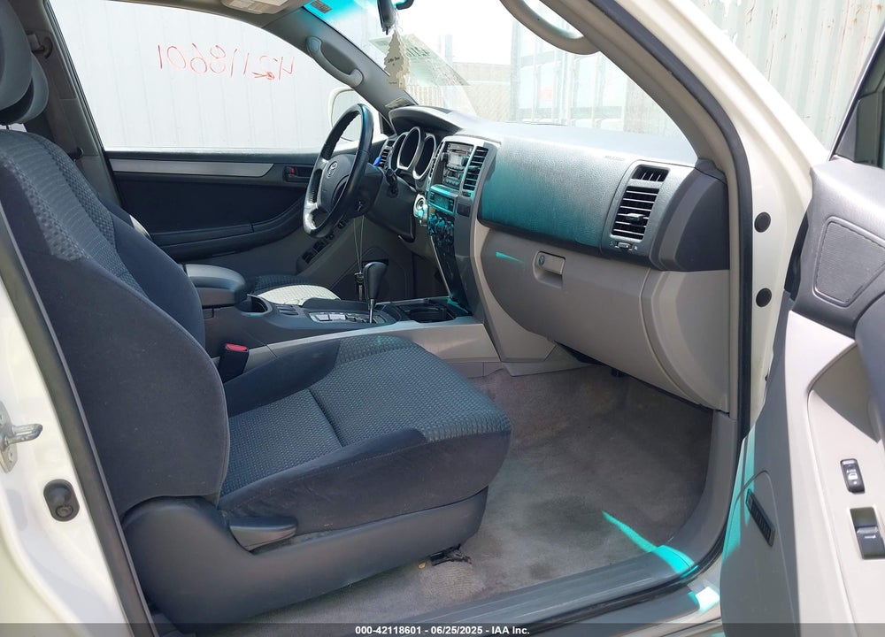 2005 TOYOTA 4RUNNER SR5 SPORT V6 VIN: JTEBU14R950068764