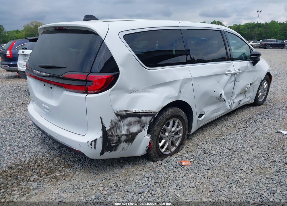 2024 CHRYSLER PACIFICA TOURING L VIN: 2C4RC1BG6RR116594
