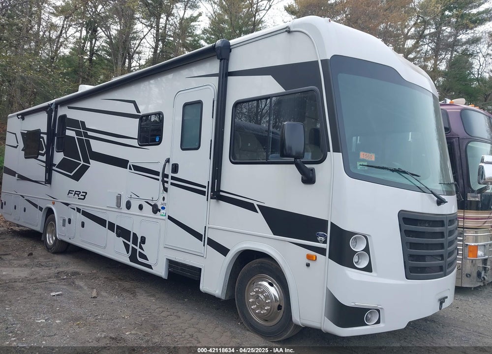 2024 FOREST RIVER N/A VIN: 1F66F5DN3P0A08764