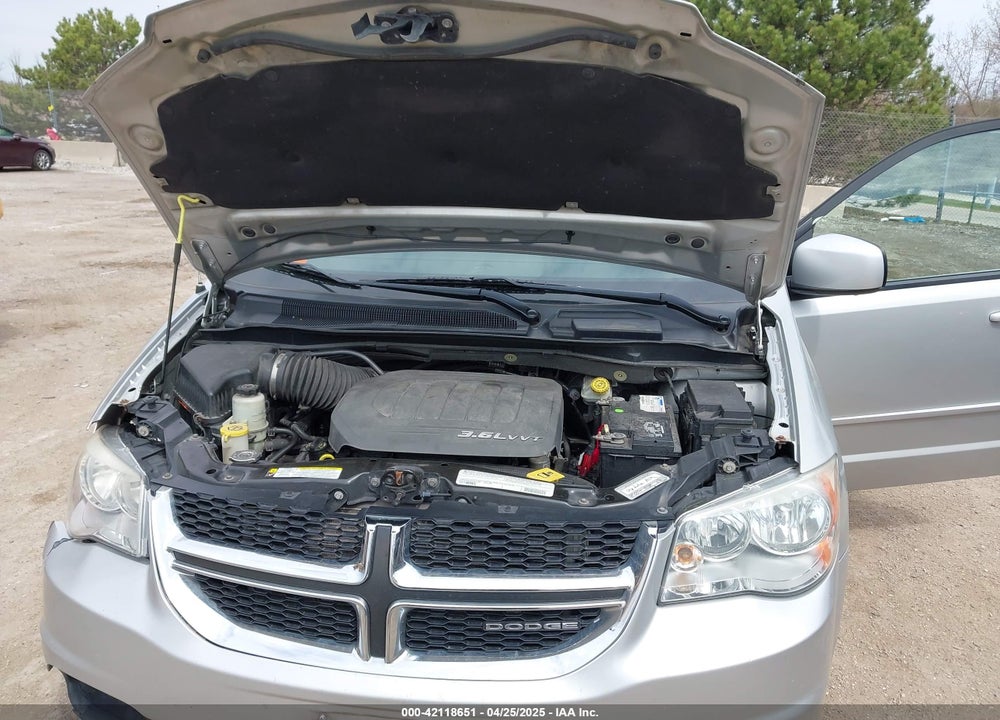 2012 DODGE GRAND CARAVAN SXT VIN: 2C4RDGCGXCR122940