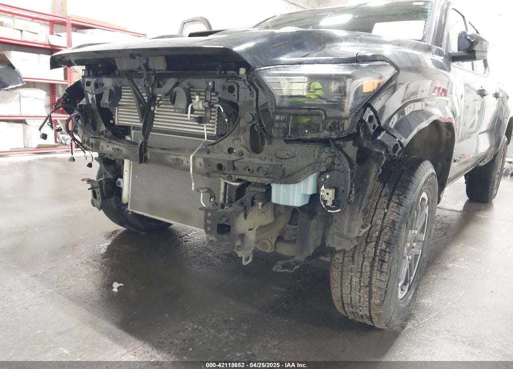 2024 TOYOTA TACOMA TRD SPORT 4WD VIN: 3TMLB5JN8RM067325