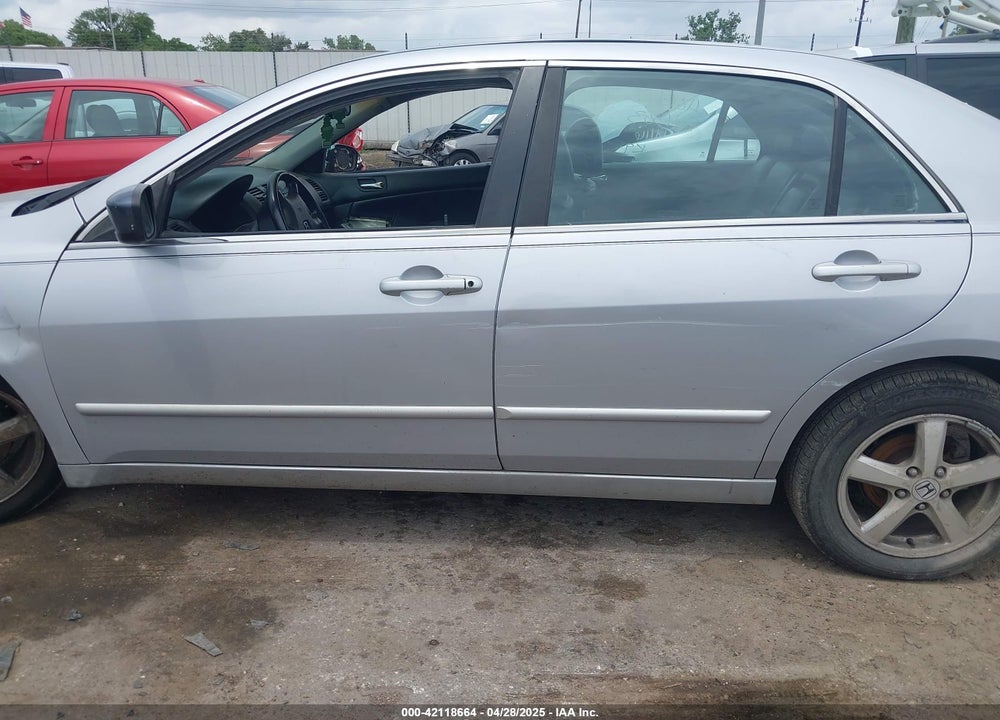 2004 HONDA ACCORD 2.4 EX VIN: 1HGCM56854A059722