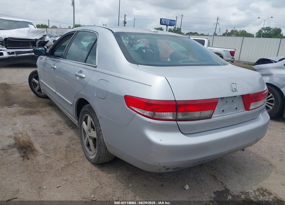 2004 HONDA ACCORD 2.4 EX VIN: 1HGCM56854A059722