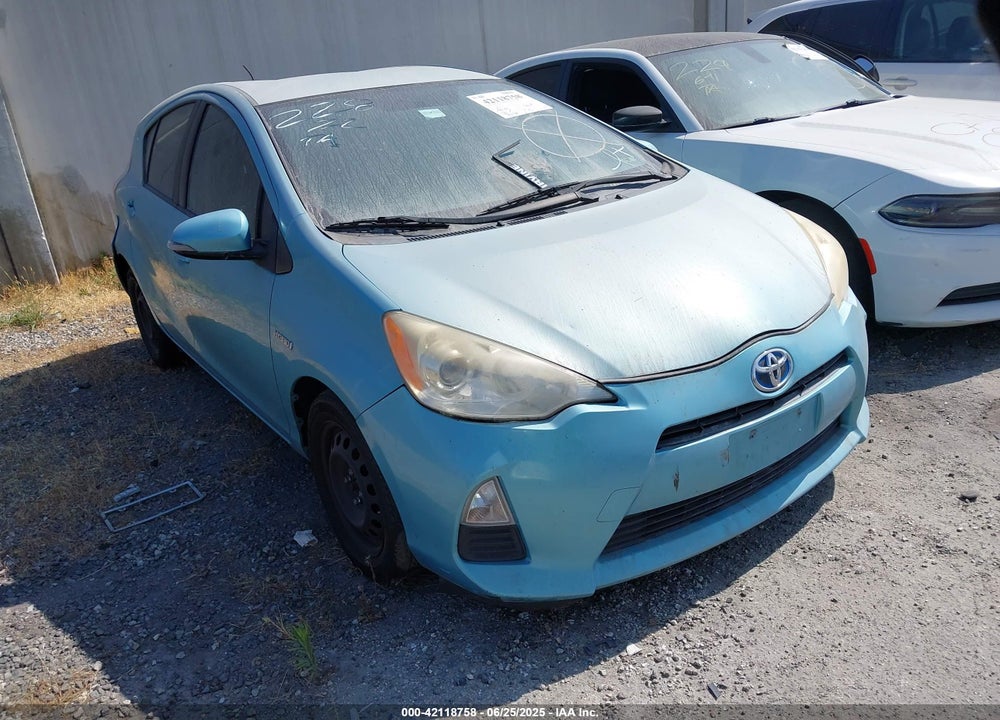 2013 TOYOTA PRIUS C THREE VIN: JTDKDTB38D1051428