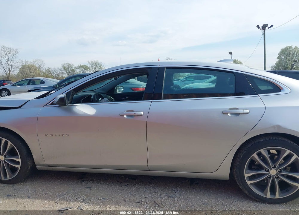 2022 CHEVROLET MALIBU VIN: 1G1ZD5ST1NF132598