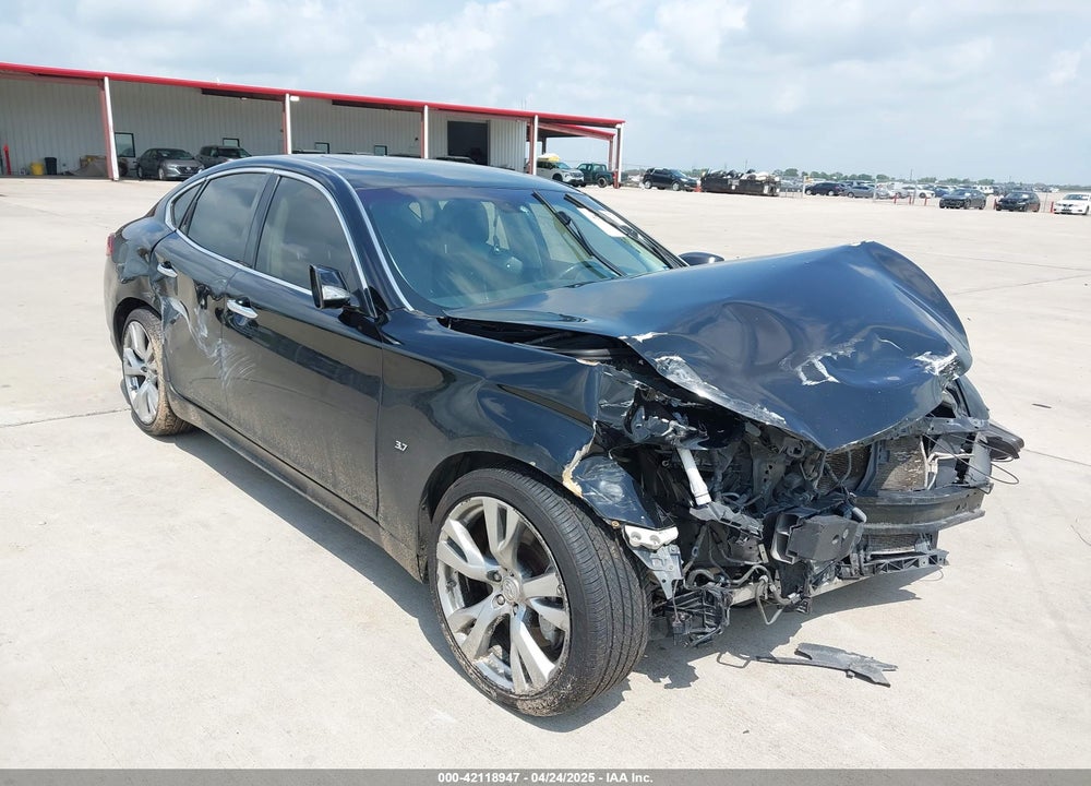 2015 INFINITI Q70 3.7 VIN: JN1BY1AP7FM541585