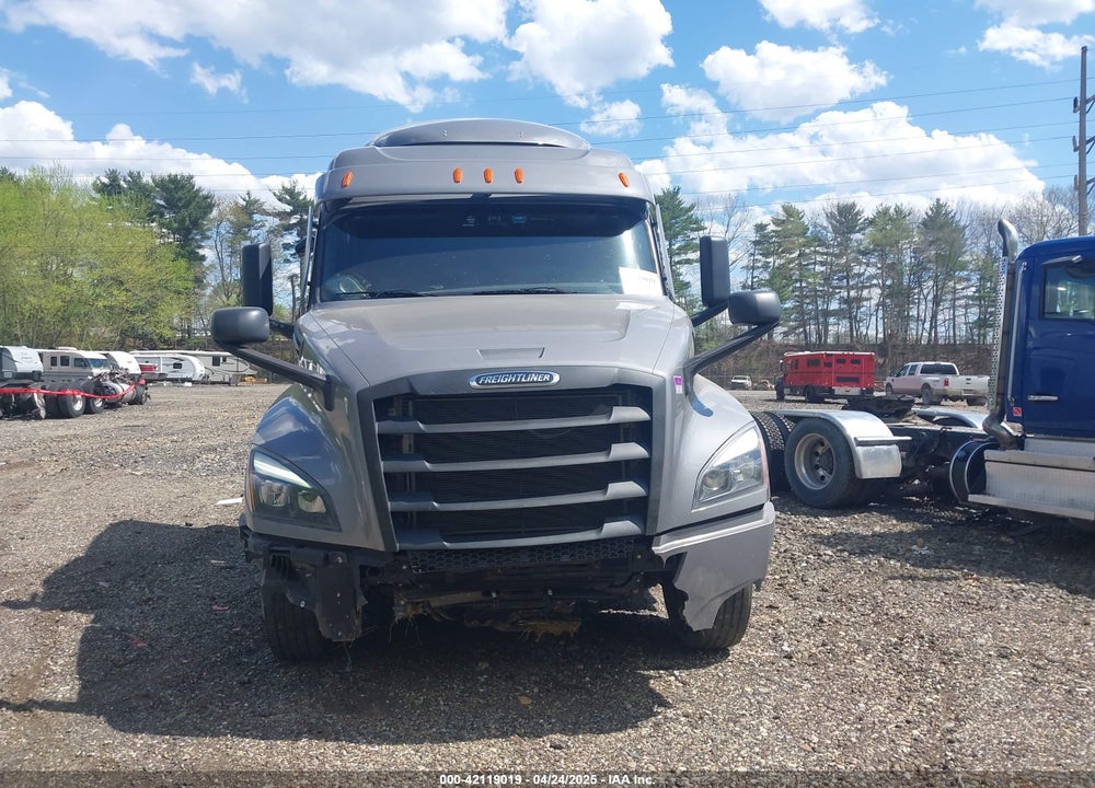 2023 FREIGHTLINER NEW CASCADIA 126 VIN: 3AKJHHDR6PSUG7672