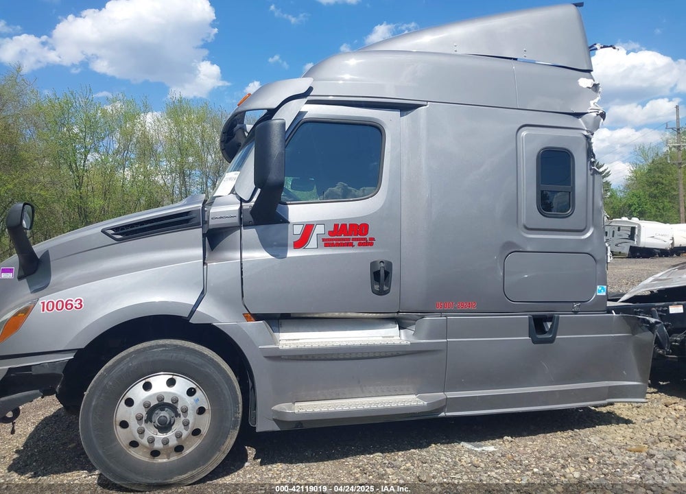 2023 FREIGHTLINER NEW CASCADIA 126 VIN: 3AKJHHDR6PSUG7672