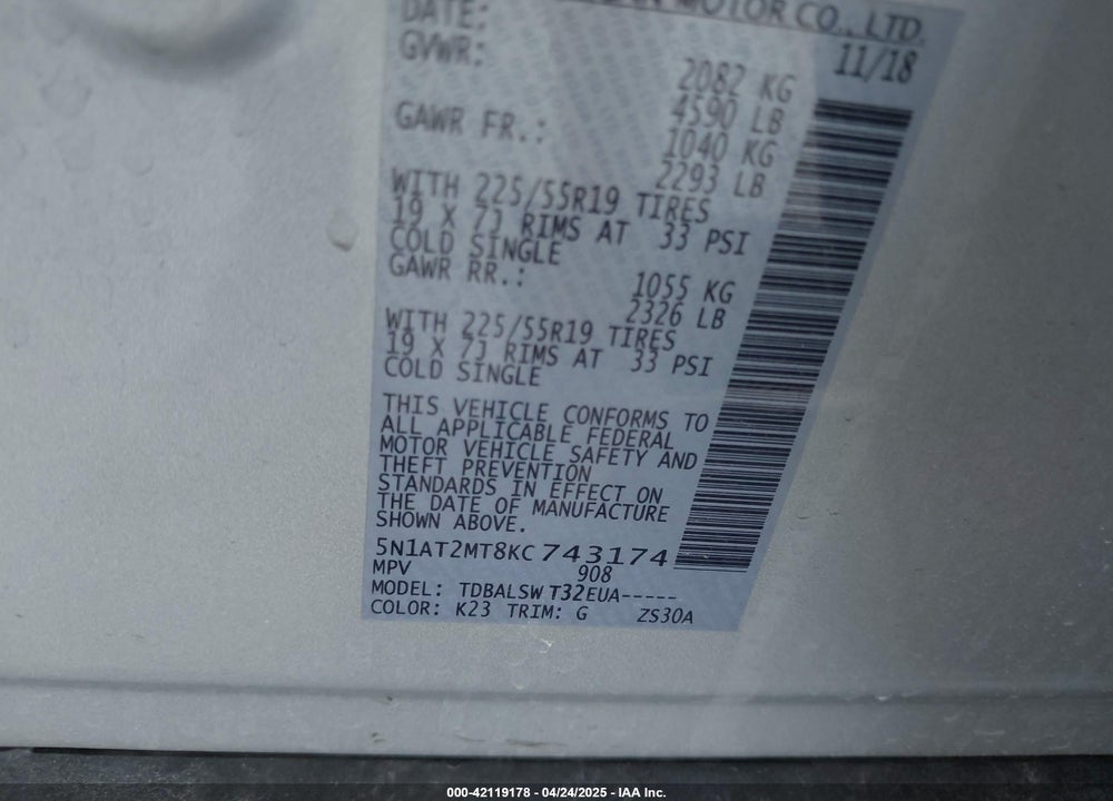 2019 NISSAN ROGUE VIN: 5N1AT2MT8KC743174