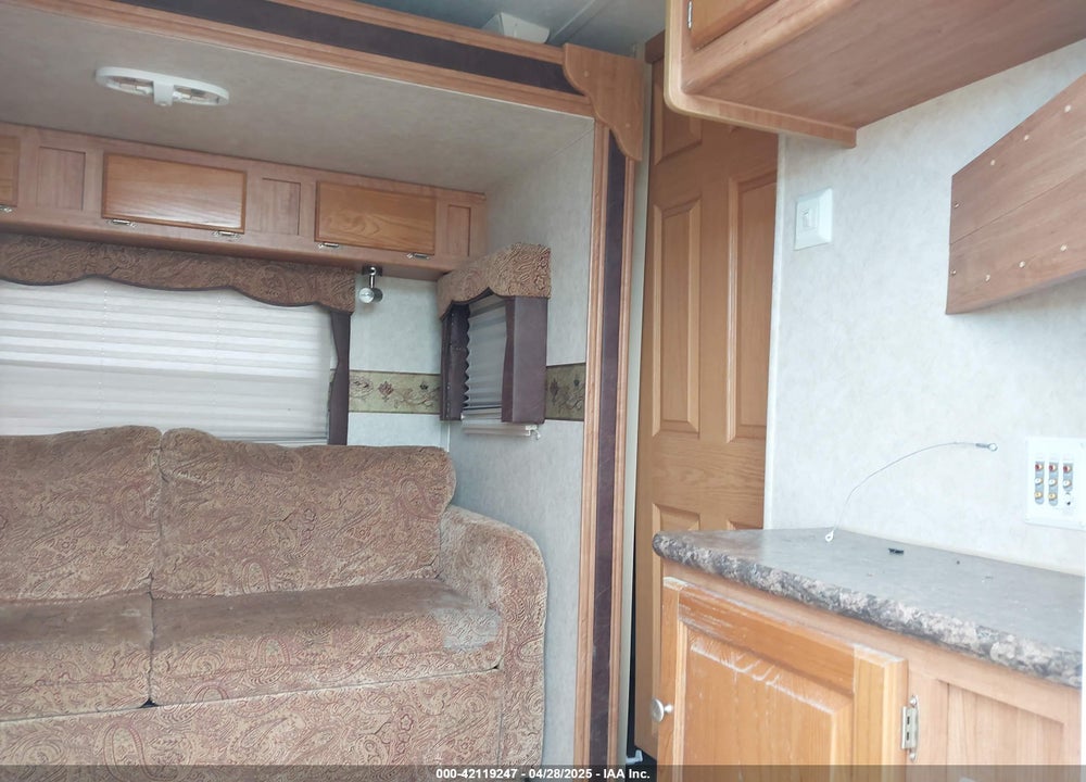 2010 FOREST RIVER ROCKWOOD LITE VIN: 4X4TRLG23A1830487