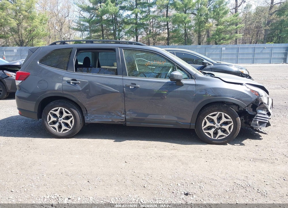 2024 SUBARU FORESTER VIN: JF2SKADC1RH459633
