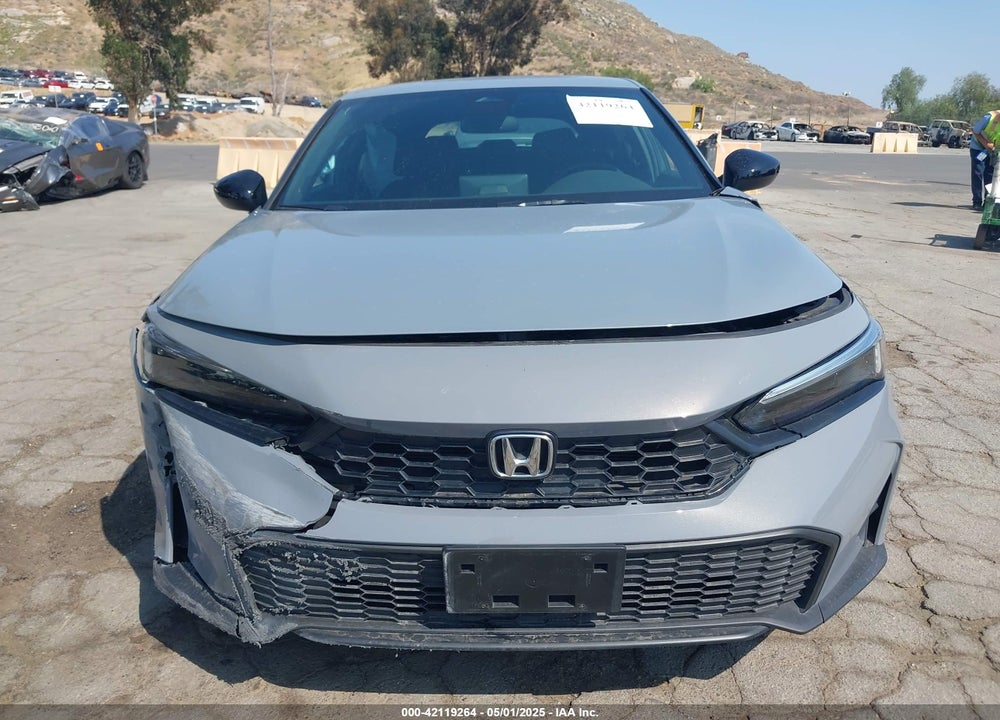 2025 HONDA CIVIC VIN: 19XFL2H81SE012336