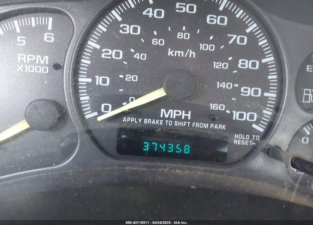 2000 GMC SIERRA 1500 SLE VIN: 2GTEC19T0Y1236700