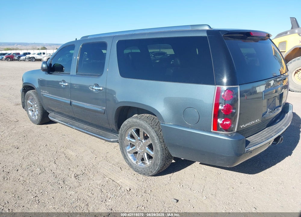 2008 GMC YUKON XL 1500 DENALI VIN: 1GKFK66828J210470