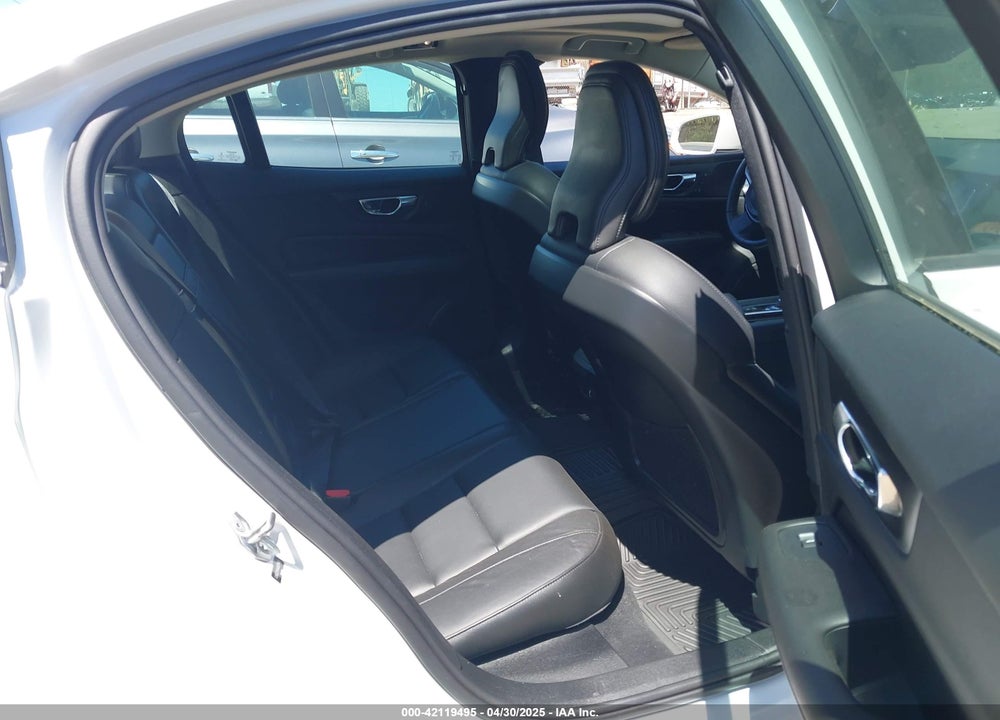 2019 VOLVO S60 VIN: 7JRA22TK4KG017483