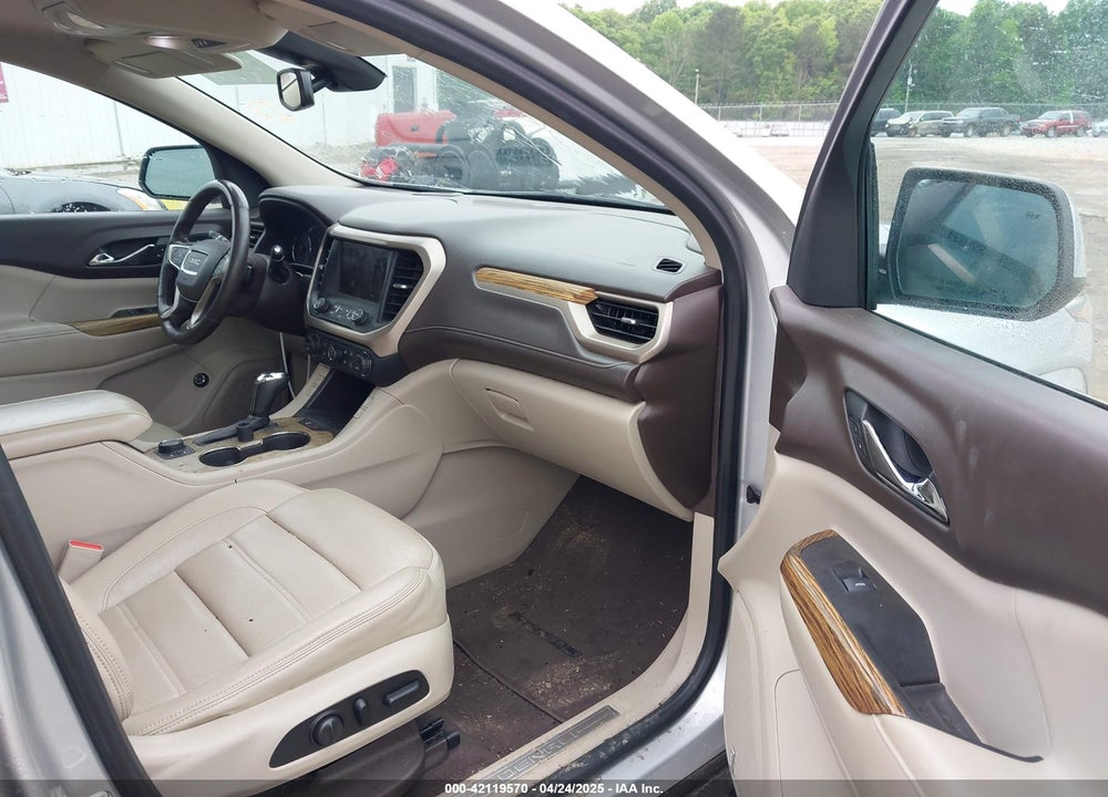 2017 GMC ACADIA VIN: 1GKKNPLS2HZ171859