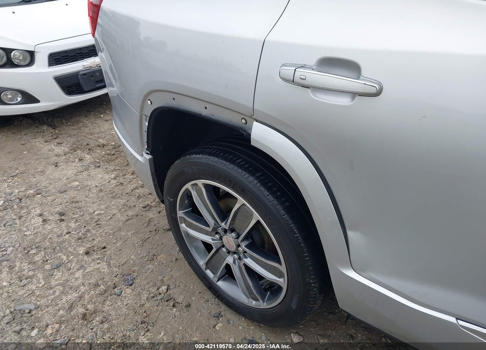 2017 GMC ACADIA VIN: 1GKKNPLS2HZ171859