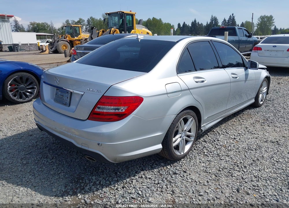 2012 MERCEDES-BENZ C CLASS VIN: WDDGF8BB7CR238797