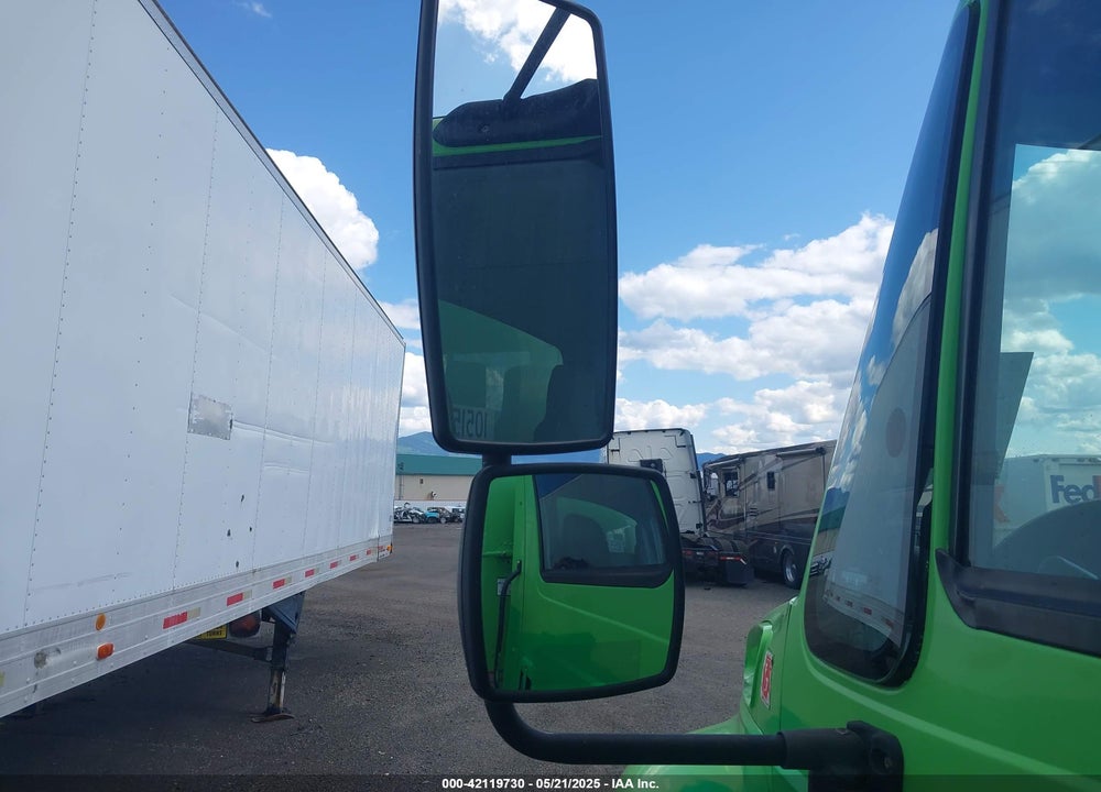 2005 INTERNATIONAL 4000 4300 VIN: 1HTMMAAN05H151244