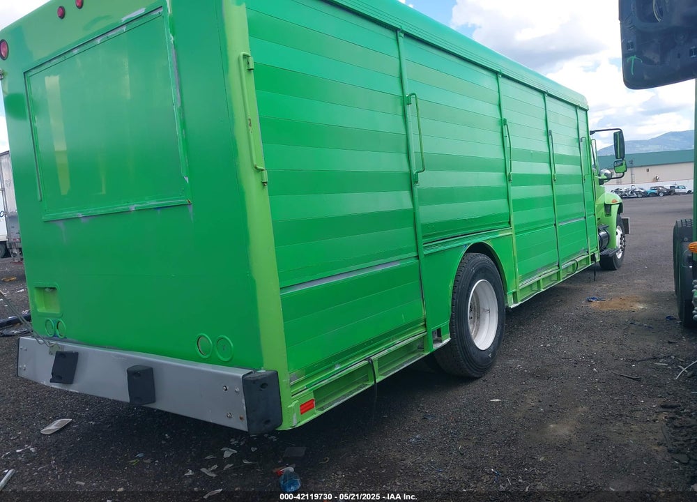2005 INTERNATIONAL 4000 4300 VIN: 1HTMMAAN05H151244