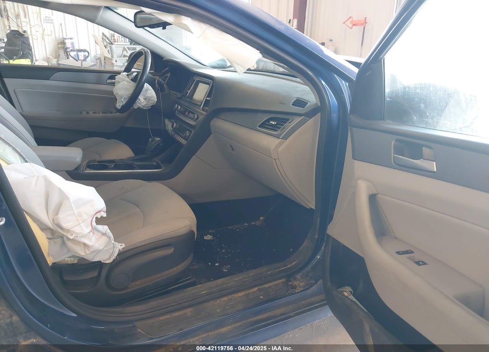 2019 HYUNDAI SONATA VIN: 5NPE34AF7KH772590