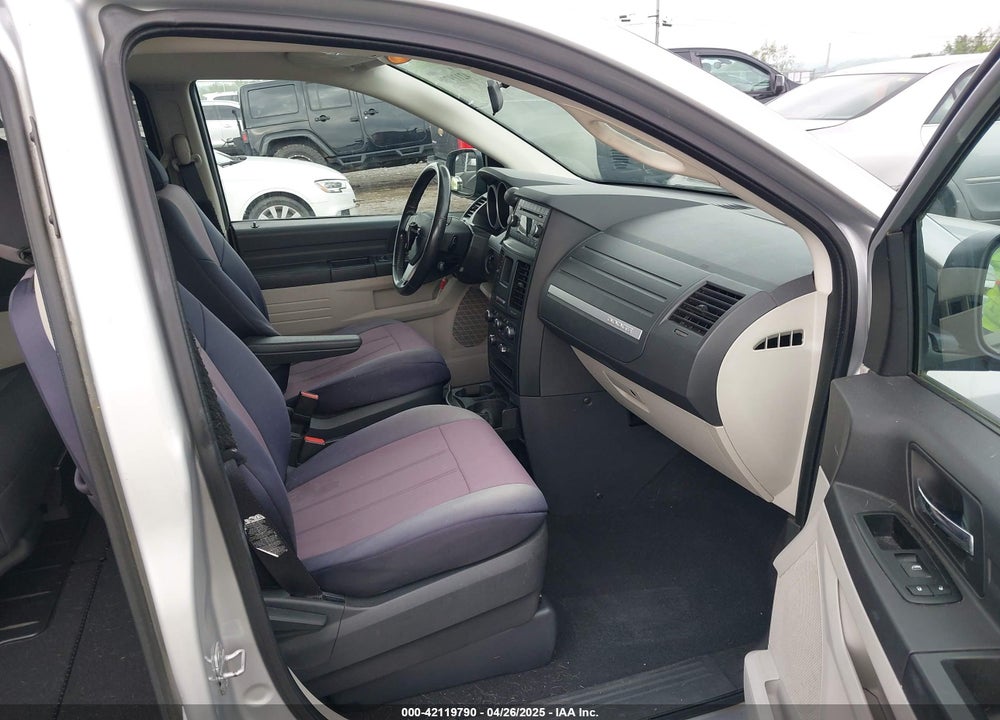 2008 DODGE GRAND CARAVAN SE VIN: 2D8HN44HX8R633538