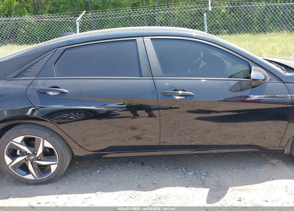 2023 HYUNDAI ELANTRA SEL VIN: KMHLS4AGXPU568605