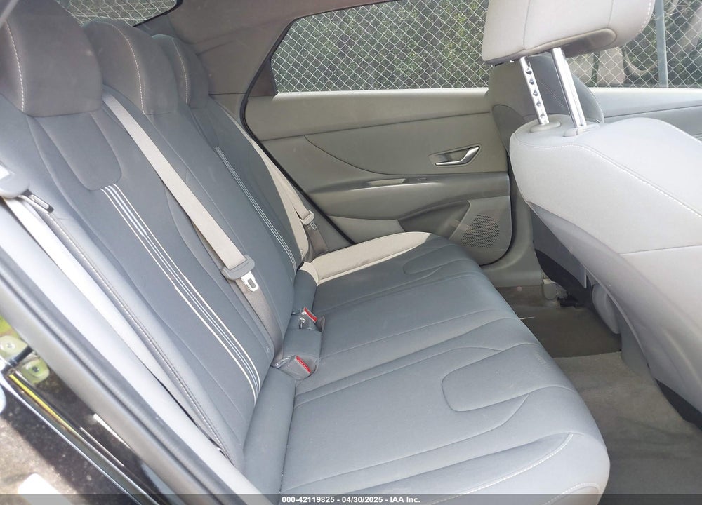 2023 HYUNDAI ELANTRA SEL VIN: KMHLS4AGXPU568605