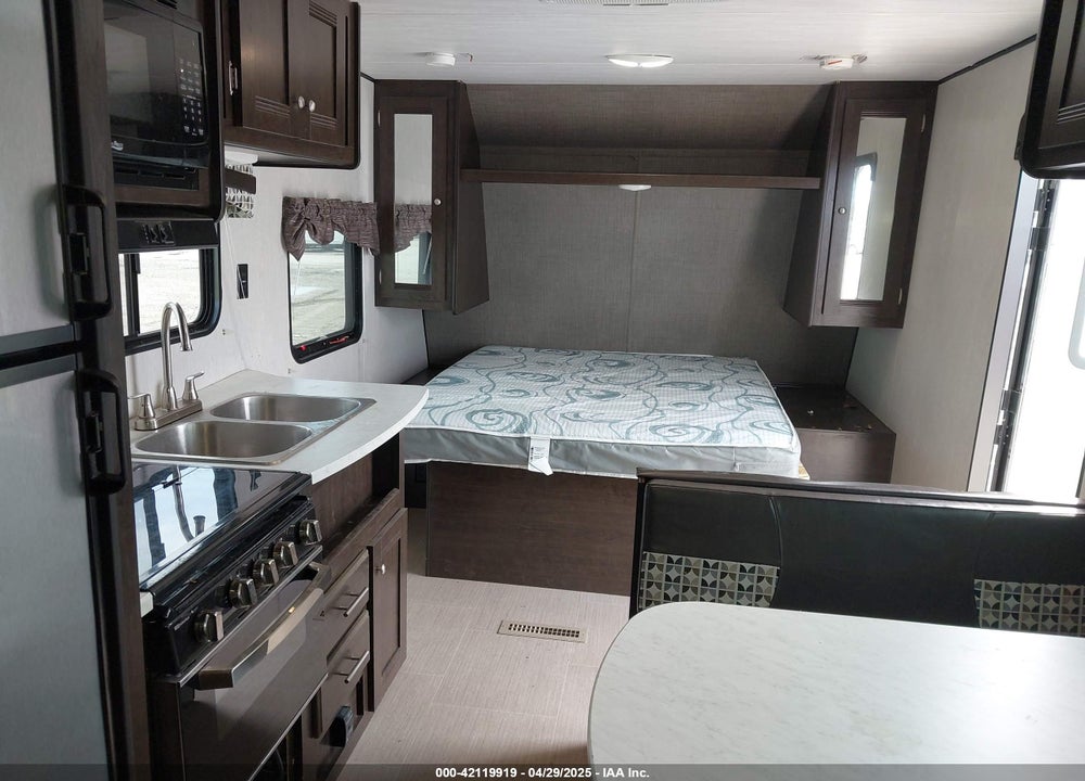 2019 HEARTLAND PROWLER LYNX 22LX VIN: 5SFPB2529KE404450