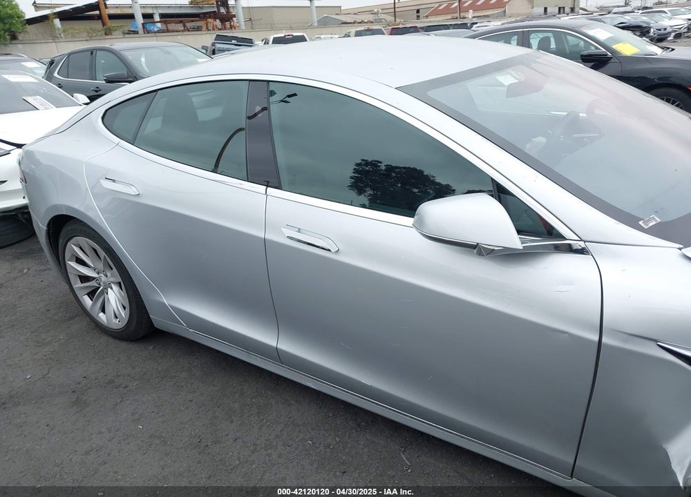 2017 TESLA MODEL S VIN: 5YJSA1E24HF193563