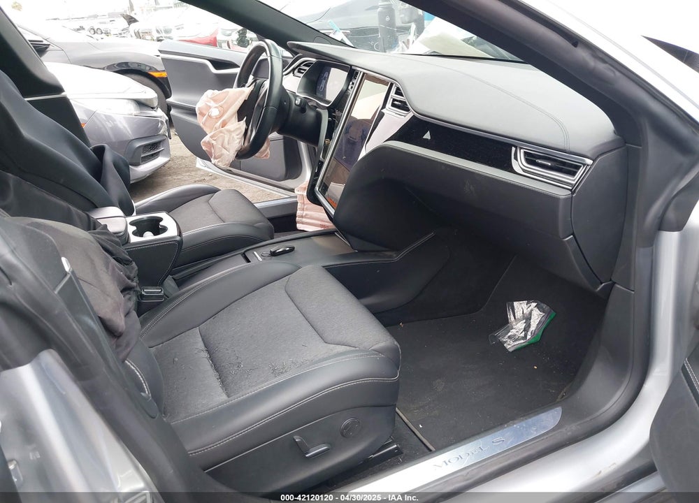 2017 TESLA MODEL S VIN: 5YJSA1E24HF193563