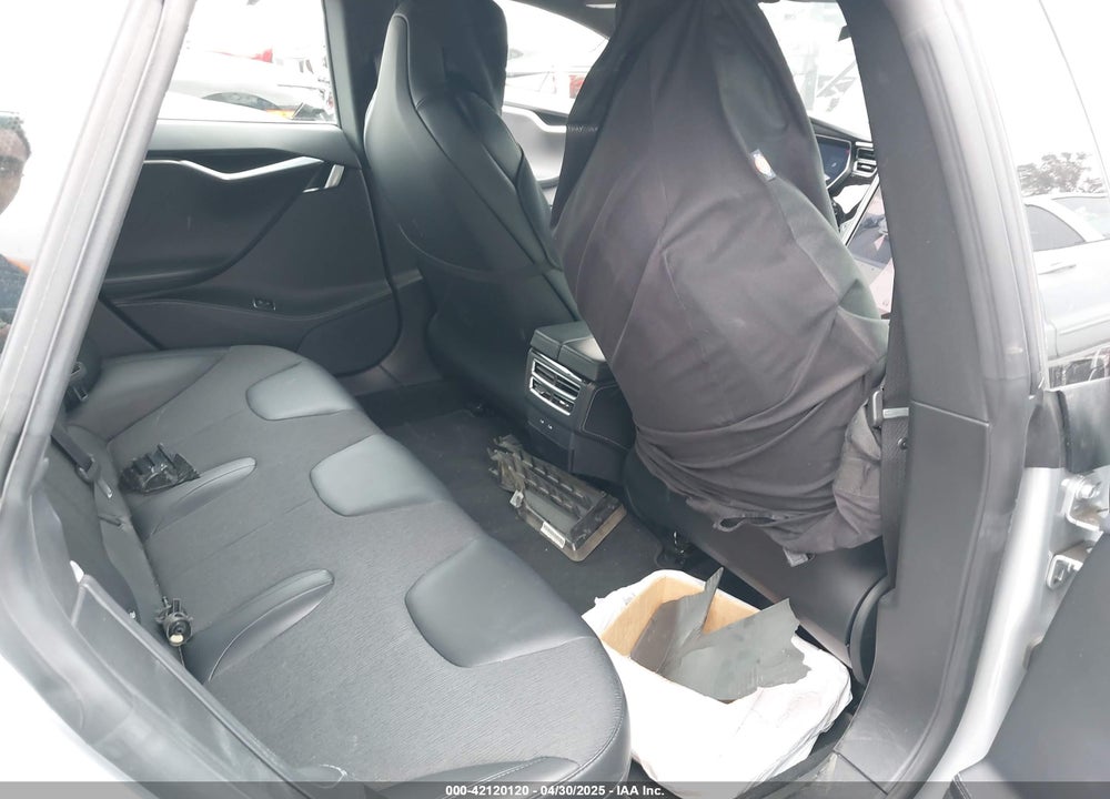 2017 TESLA MODEL S VIN: 5YJSA1E24HF193563