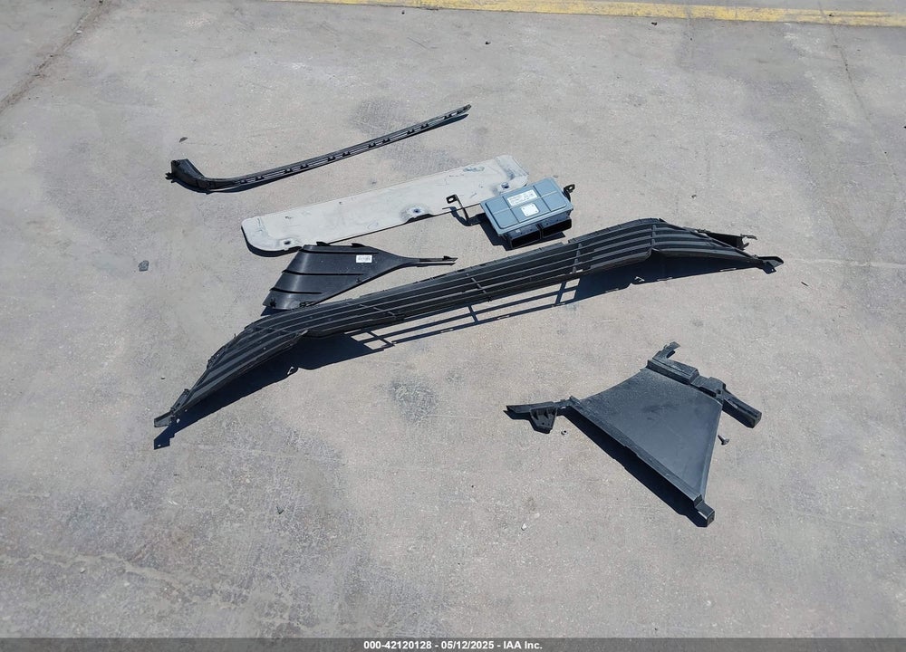 2025 HYUNDAI ELANTRA SEL SPORT VIN: KMHLM4DG7SU917864