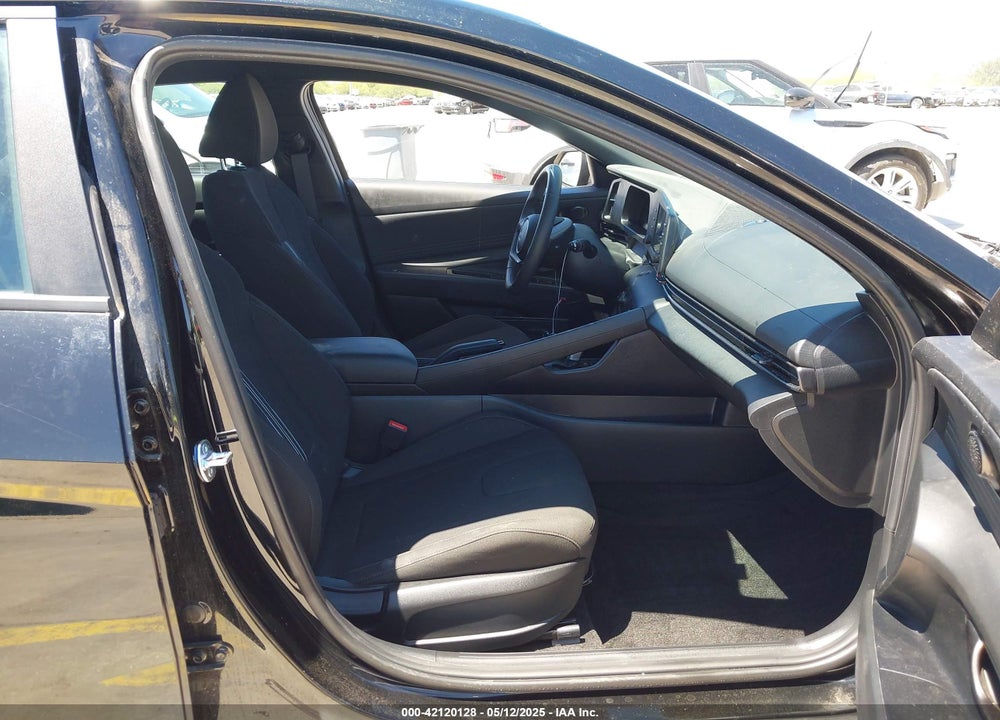 2025 HYUNDAI ELANTRA SEL SPORT VIN: KMHLM4DG7SU917864