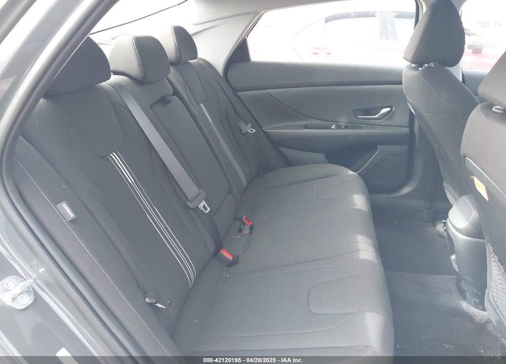 2024 HYUNDAI ELANTRA VIN: KMHLS4DG8RU841099