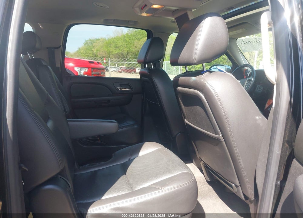 2009 CHEVROLET SUBURBAN 1500 LTZ VIN: 1GNFK36359R219818
