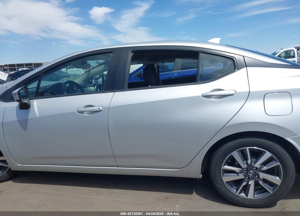 2020 NISSAN VERSA SV XTRONIC CVT VIN: 3N1CN8EV0LL849444