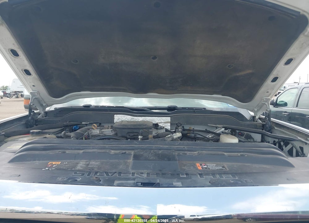2015 CHEVROLET SILVERADO 2500HD VIN: 1GC1KXE82FF650816
