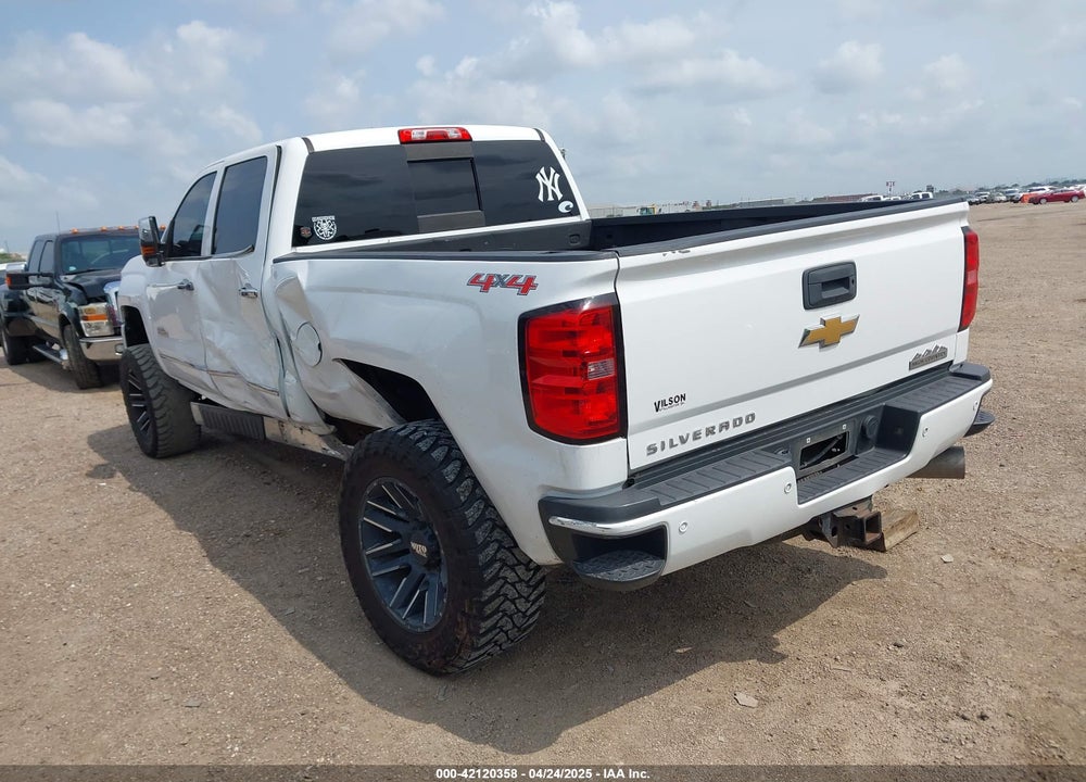2015 CHEVROLET SILVERADO 2500HD VIN: 1GC1KXE82FF650816