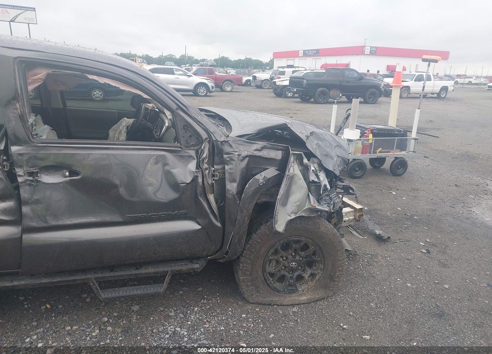 2022 TOYOTA TACOMA SR5 V6 VIN: 3TYCZ5AN4NT070376