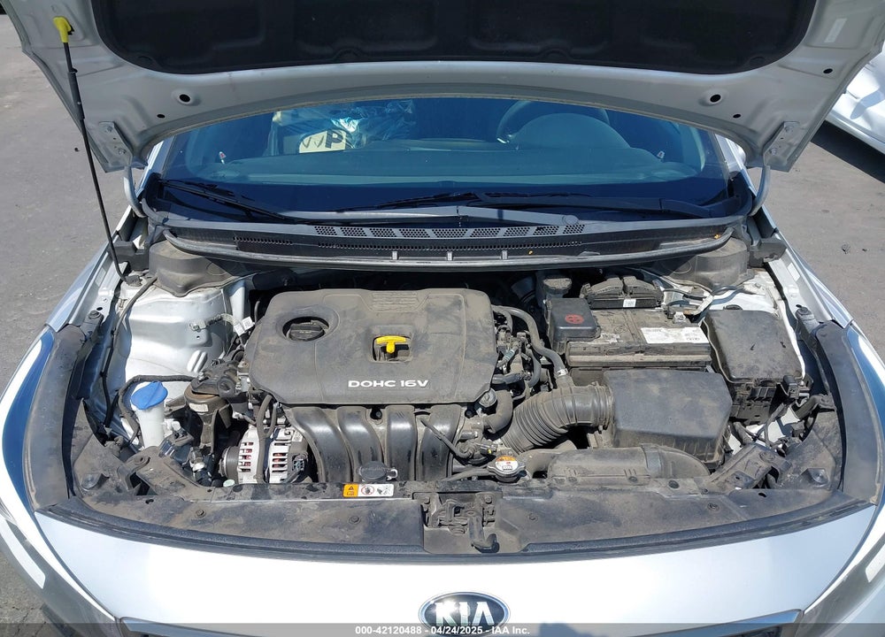 2017 KIA FORTE VIN: 3KPFK4A71HE128712