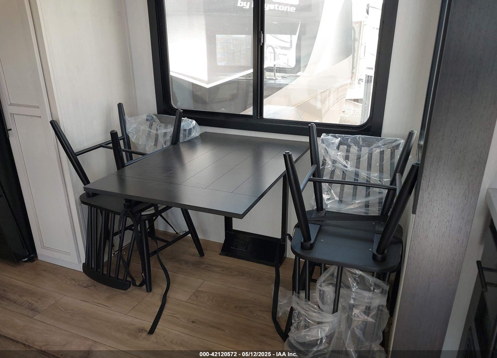 2025 FOREST RIVER OTHER VIN: 5ZT3SR2B7S6115655