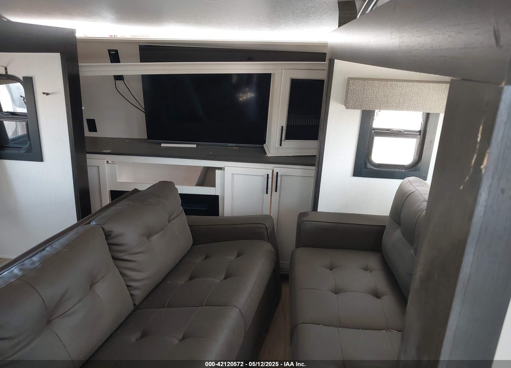 2025 FOREST RIVER OTHER VIN: 5ZT3SR2B7S6115655