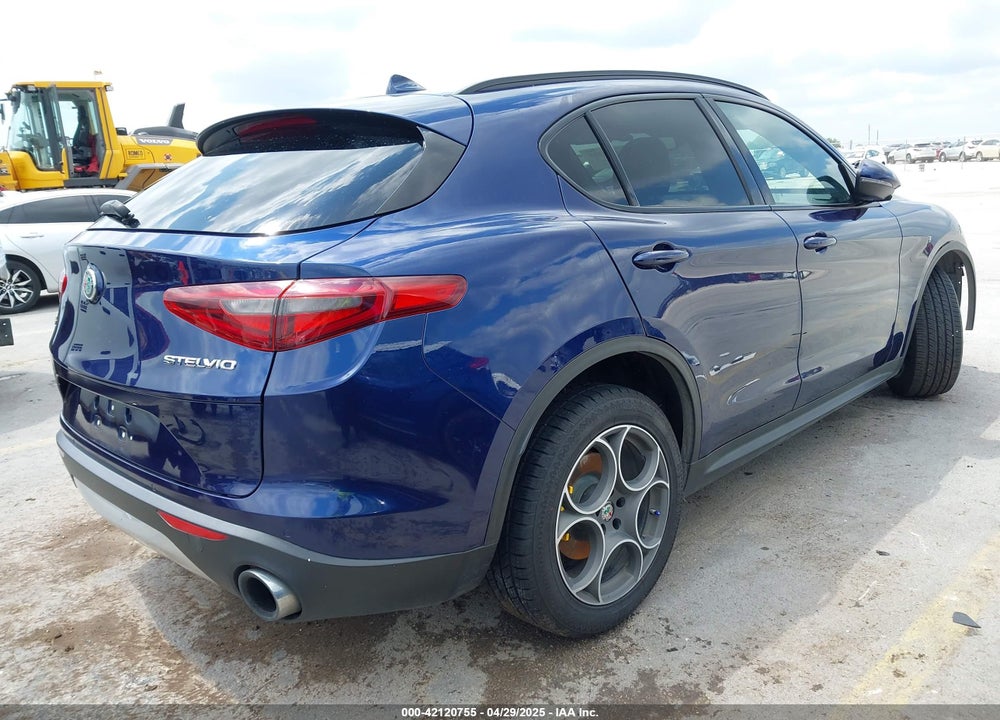 2018 ALFA ROMEO STELVIO TI SPORT AWD VIN: ZASFAKNN1J7B66986